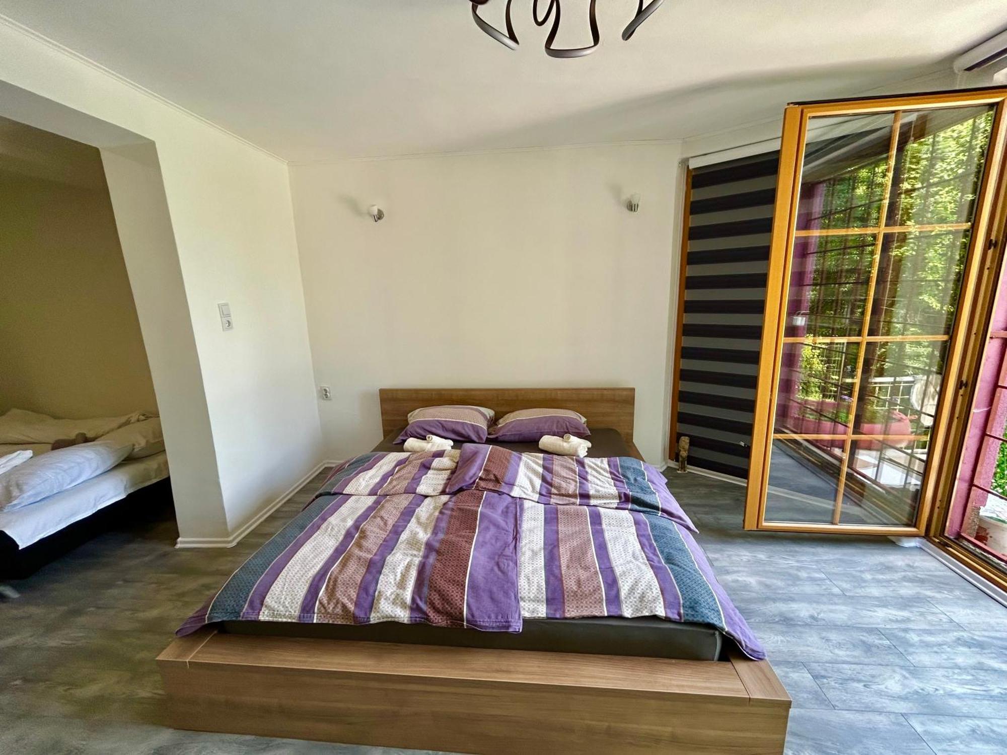 Peaceful Pleasure Apartment & Free Private Parking ซาราเยโว ภายนอก รูปภาพ